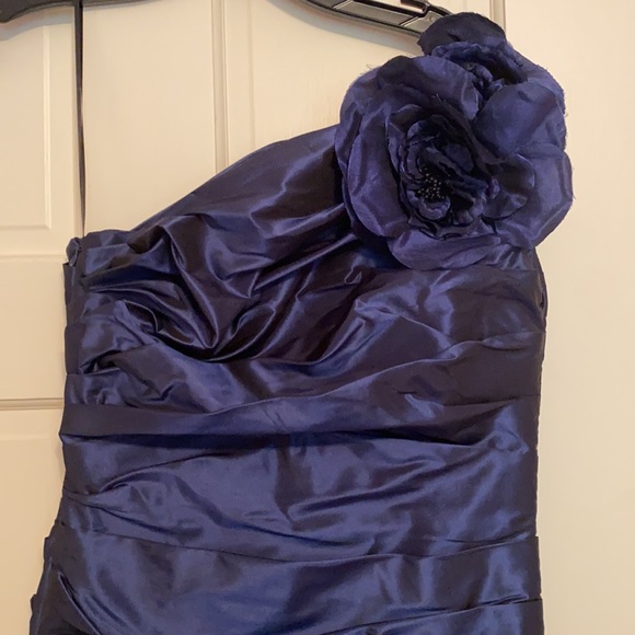 Catherine Regehr Silk Navy One Shoulder Gown - Picture 5 of 10